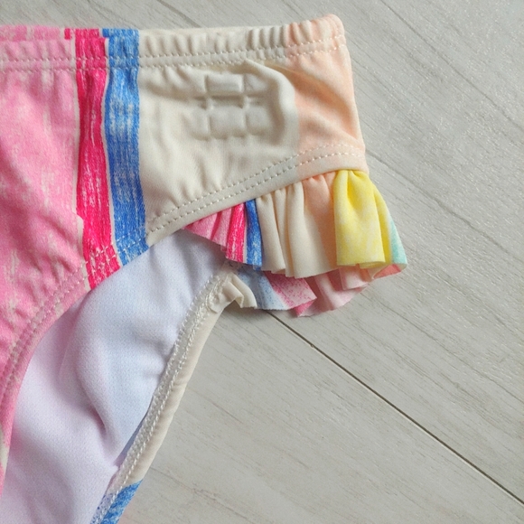 Jessica Simpson Ruffle Striped Bikini Swimsuit NEW - Picture 4 of 8